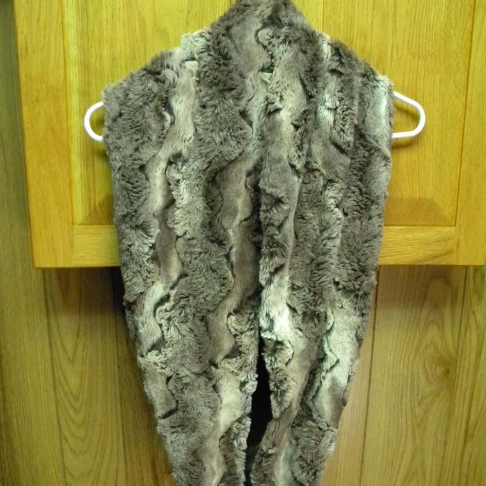 Loft very soft brown faux fur infinity scarf